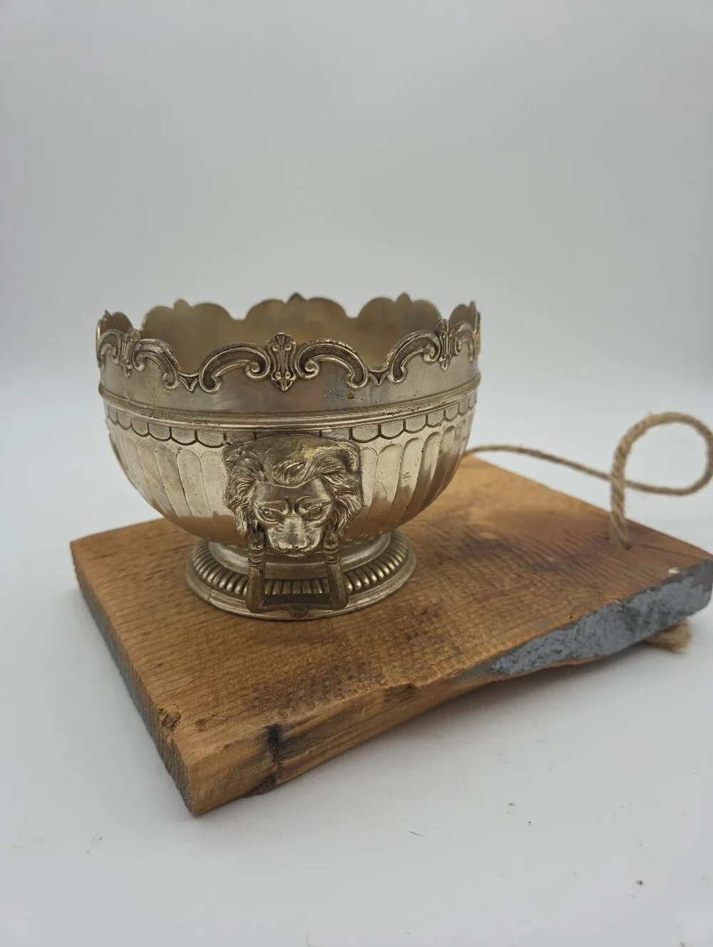 Vintage Victorian Silver Plated Monteith Bowl Lion Head Corbell